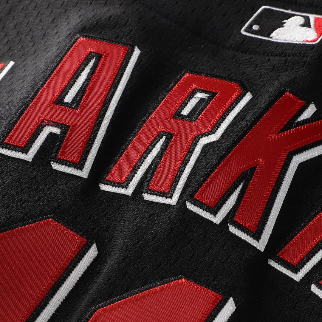 Cincinnati Reds Barry Larkin Cooperstown Mesh Batting Practice Button-Up Jersey | Black
