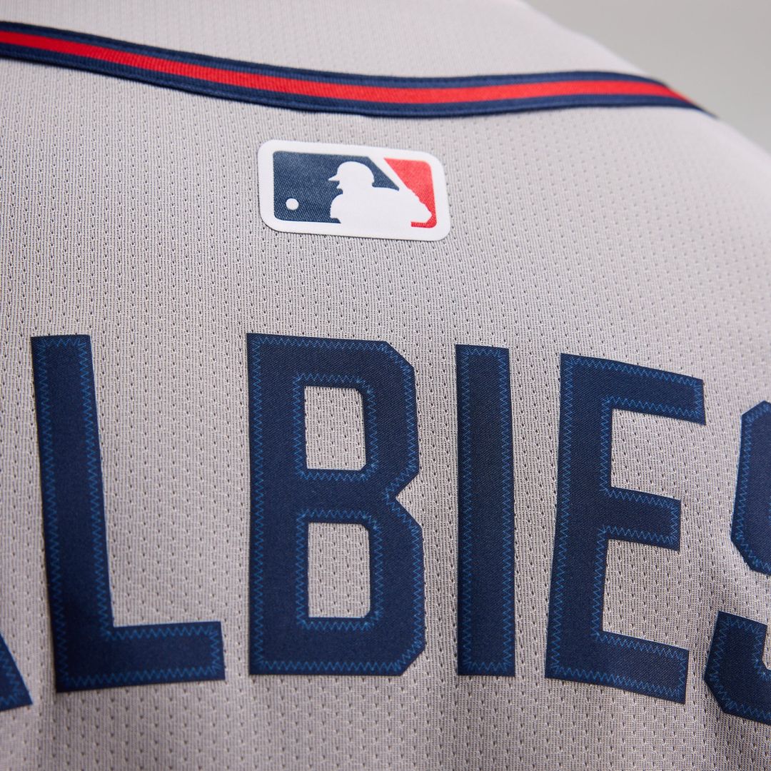 Atlanta Braves Ozzie Albies Road Limited Jersey | Gray