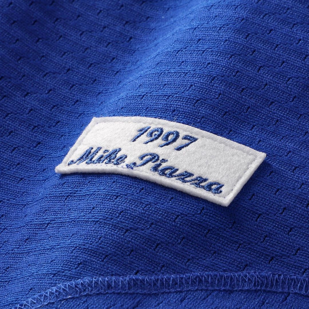 Los Angeles Dodgers Mike Piazza Cooperstown Mesh Batting Practice Button-Up Jersey | Royal