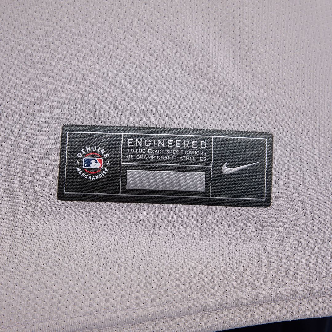 Atlanta Braves Ozzie Albies Road Limited Jersey | Gray