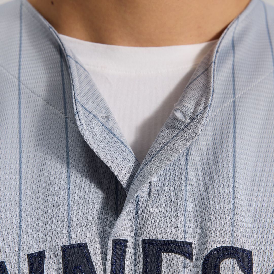 Minnesota Twins Alternate Replica Team Logo Jersey | Navy